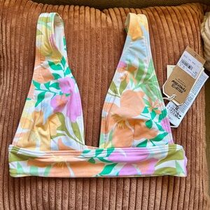 Billabong hibiscus print bikini top Size